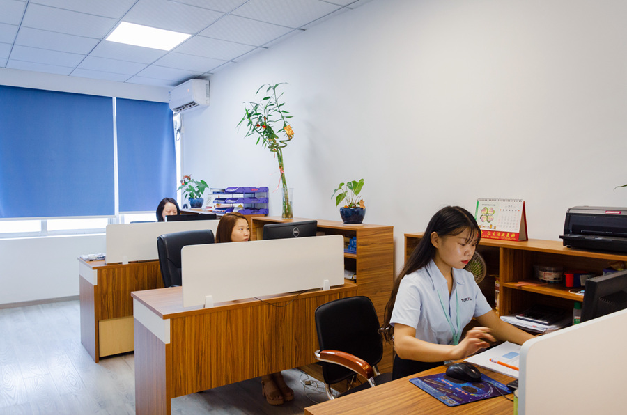 LED工矿灯电源市场需求趋向高效、可靠、轻便、智能化